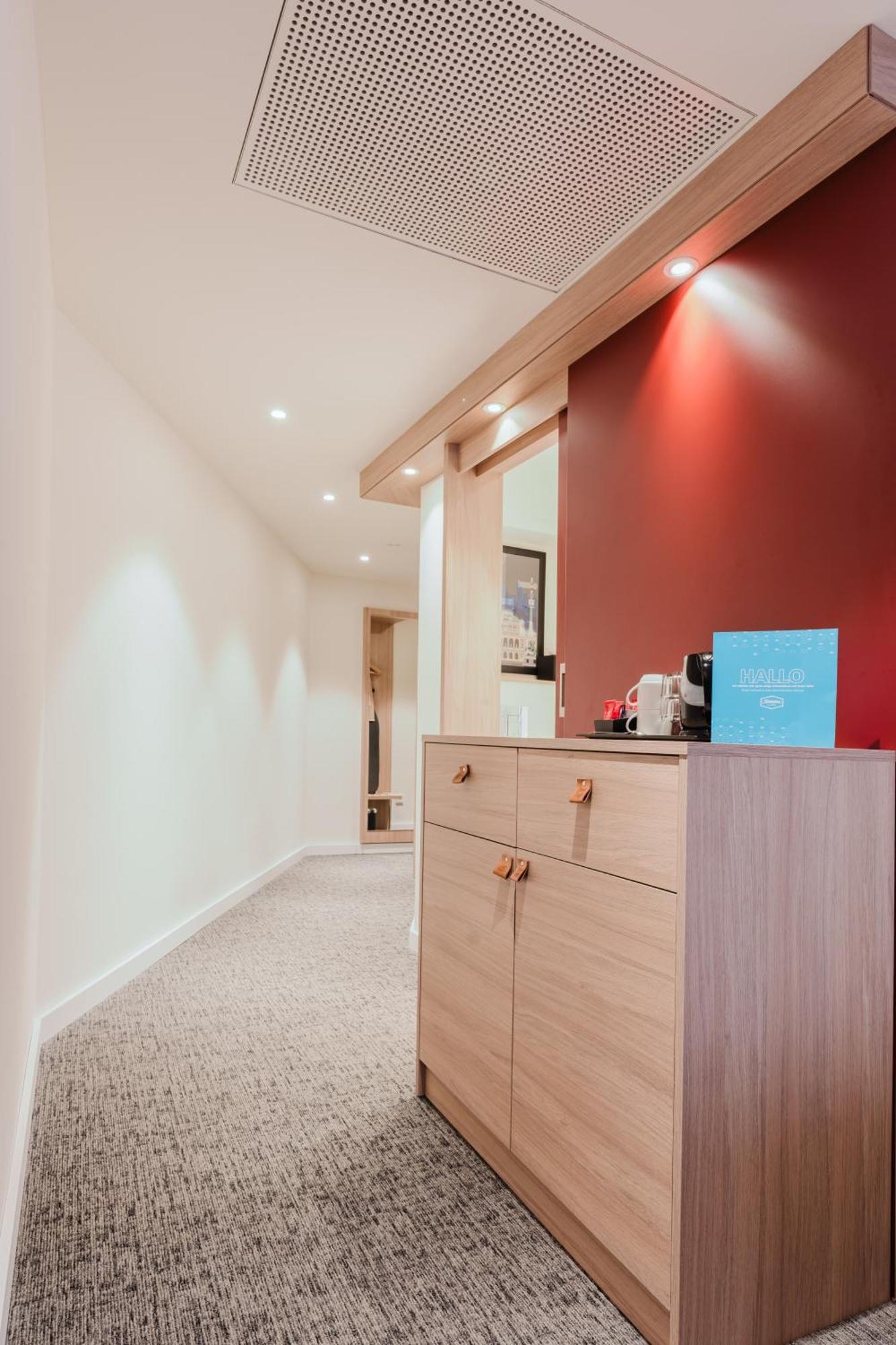 Hampton By Hilton West 3* Wiedeń