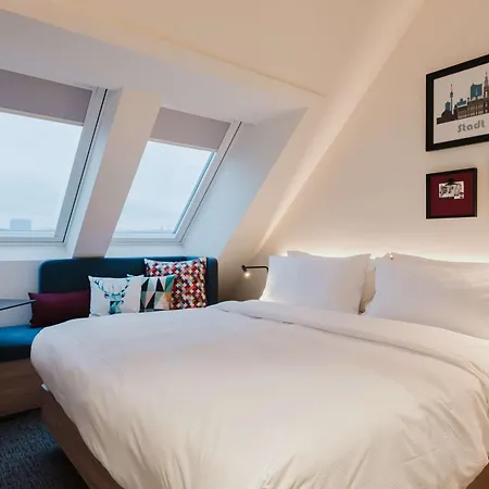Hampton By Hilton Vienna City West Exterior photo